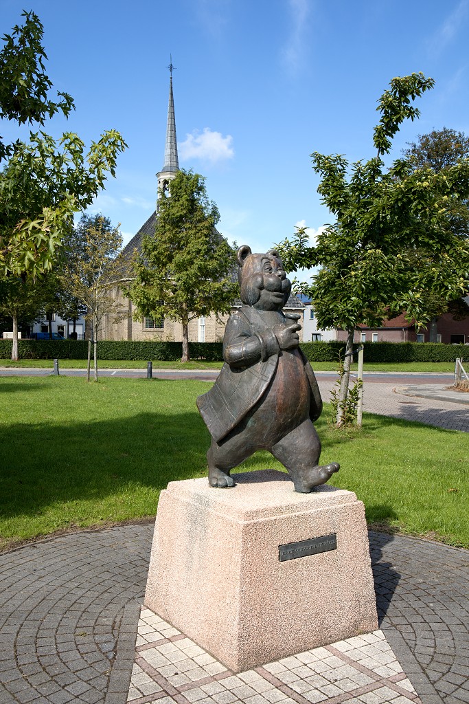 goeree overflakkee goeree-overflakkee eiland goedereede dirksland middelharnis sommelsdijk oostflakkee hdr molen strand badplaats
